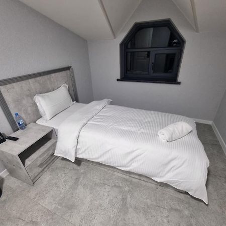 Revel Hotel Taşkent Dış mekan fotoğraf